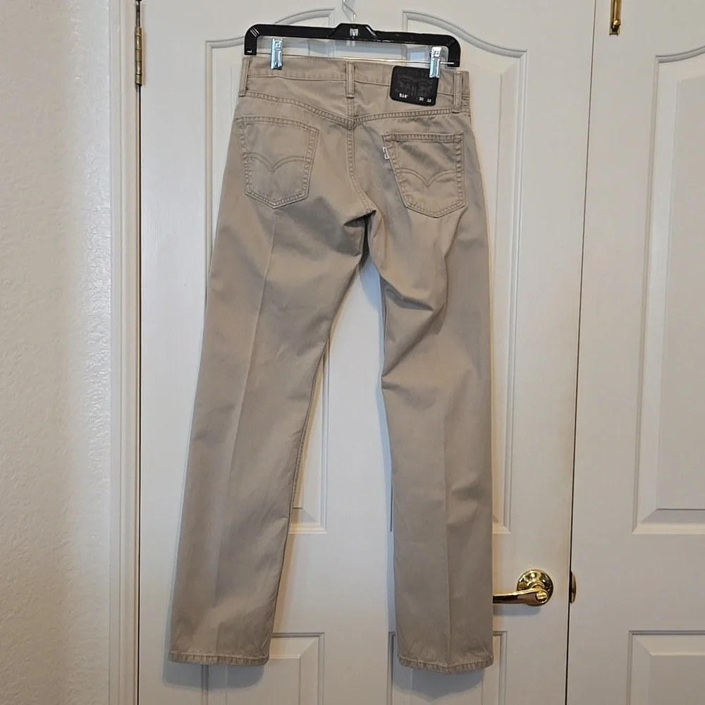 Levi’s 514 Straight Leg Jeans – Beige Tan – 30x32 – Cotton